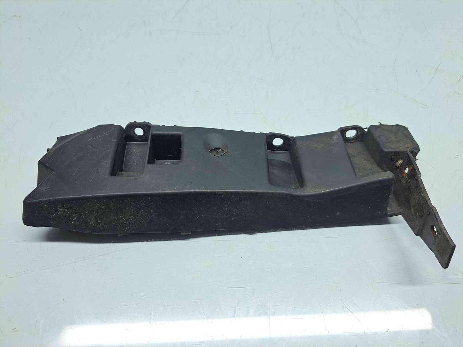 Suport central bara spate Seat Leon (1P1) [Fabr 2005-2011] Facelift 1P0807394A - imagine 2