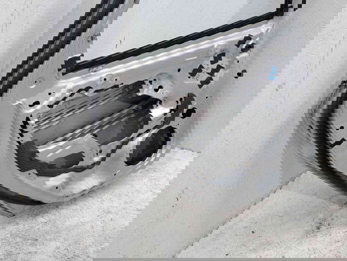 Usa stanga spate Ford Focus 3 (CB8) [Fabr 2011-2015] Moondust Silver