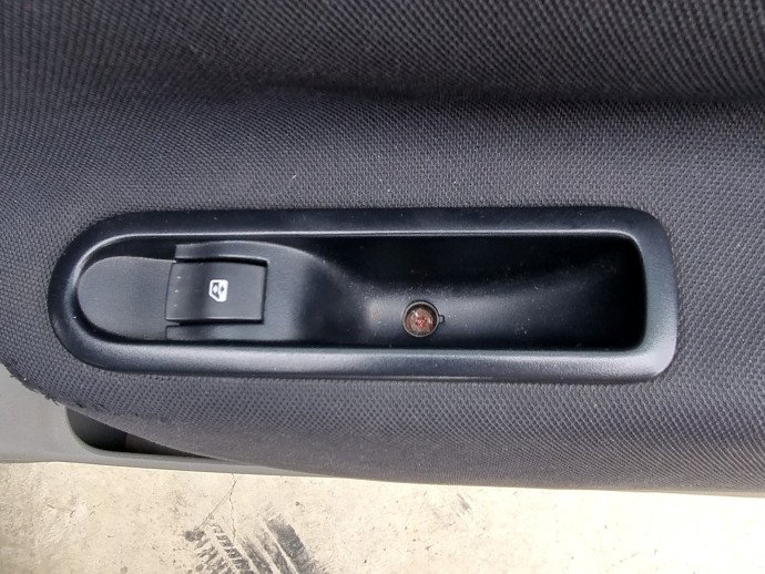 Buton geam dreapta spate Renault Scenic 2 [Fabr 2003-2008] 1.5 DCI K9K734  76KW / 103CP
