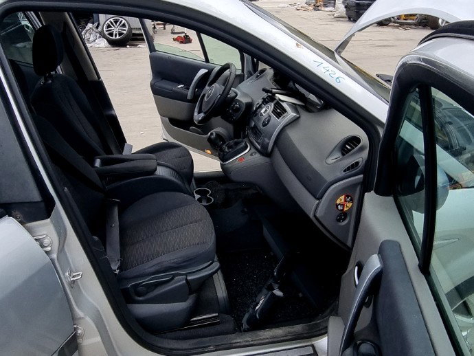 Cheder usa dreapta fata Renault Scenic 2 [Fabr 2003-2008] 1.5 DCI K9K734  76KW / 103CP