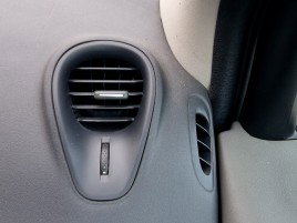 Grila aerisire dreapta Renault Scenic 2 [Fabr 2003-2008] 1.5 DCI K9K734  76KW / 103CP