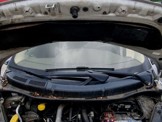Grila stergator parbriz Renault Scenic 2 [Fabr 2003-2008] 1.5 DCI K9K734  76KW / 103CP