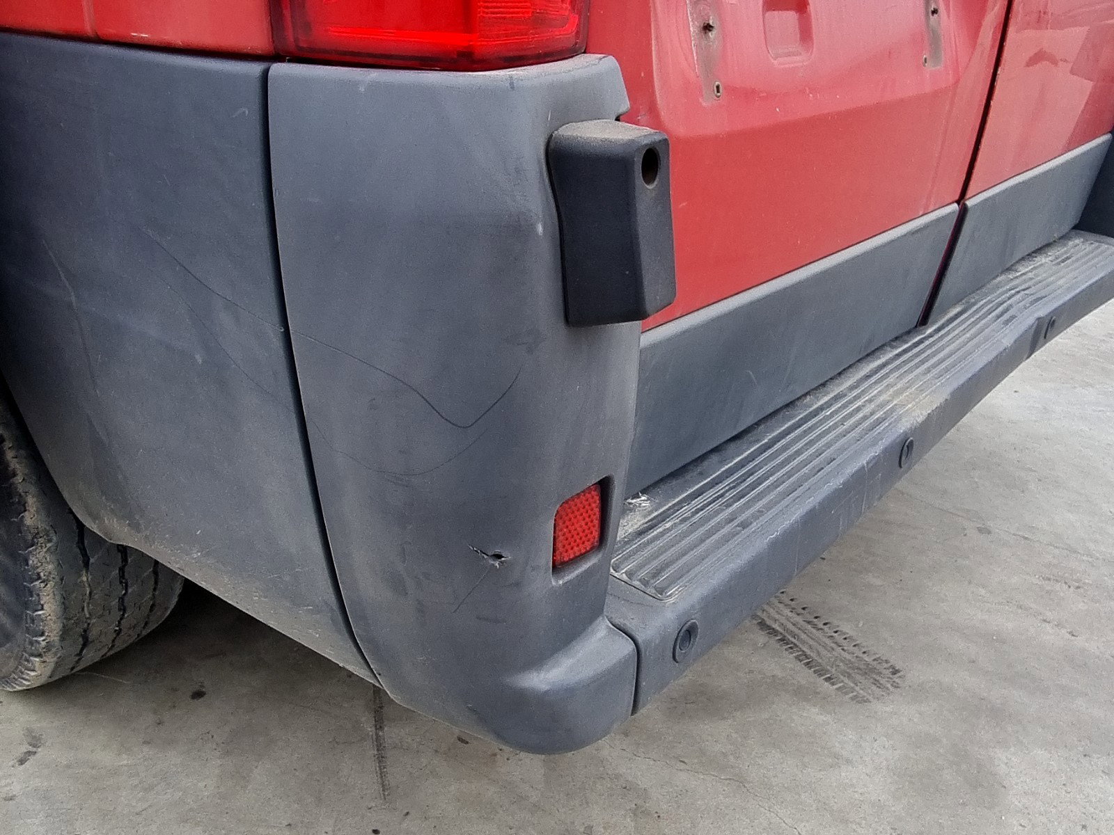 Flaps bara spate stanga PEUGEOT Boxer [Fabr 2006-prezent] 2.2 HDI 4HU 81KW / 110CP - imagine 1