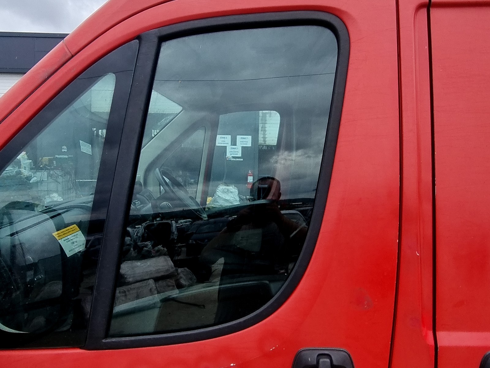 Geam usa stanga fata PEUGEOT Boxer [Fabr 2006-prezent] 2.2 HDI 4HU 81KW / 110CP