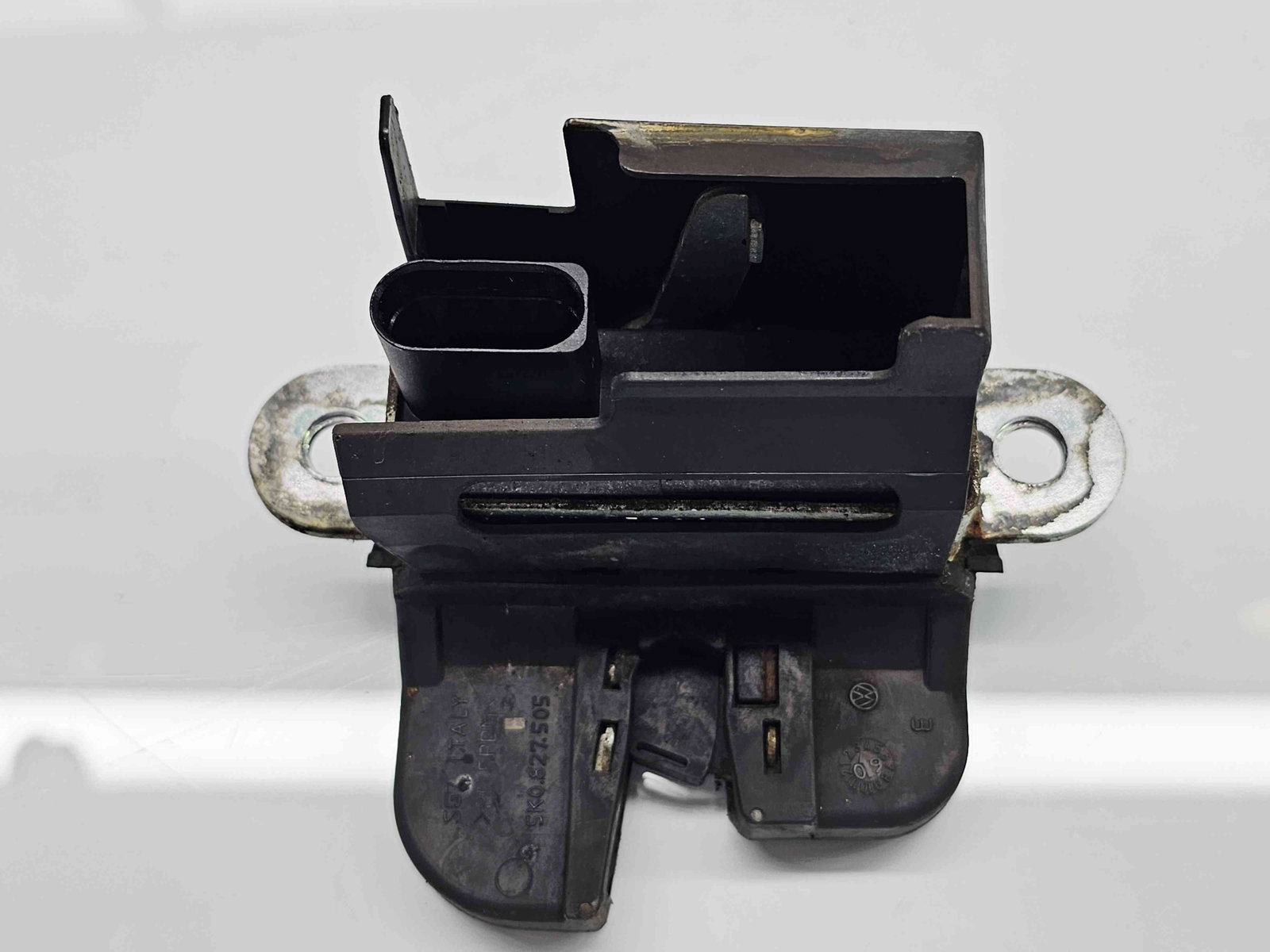 Broasca haion Volkswagen Golf 6 (5K1) [Fabr 2009-2013] 5K0827505