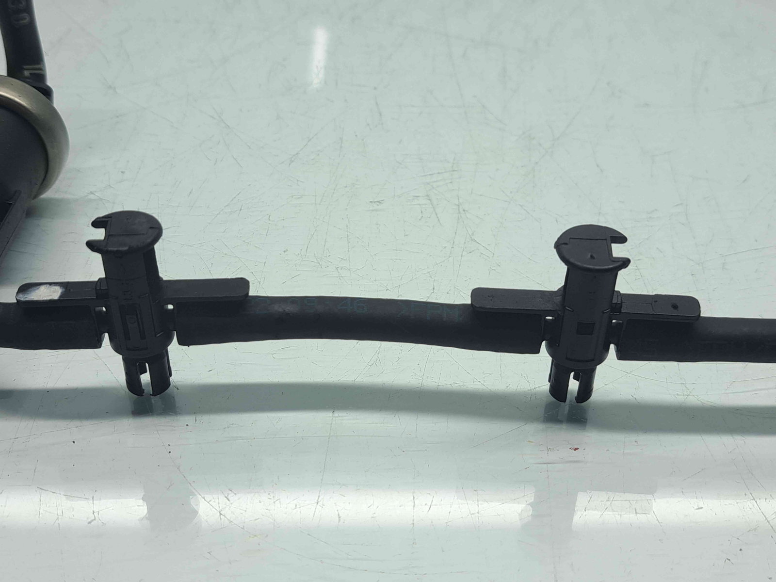 Conducta retur injectoare Volkswagen Golf 6 (5K1) [Fabr 2009-2013] OEM 2.0 TDI CBAB 103KW / 140CP - imagine 2