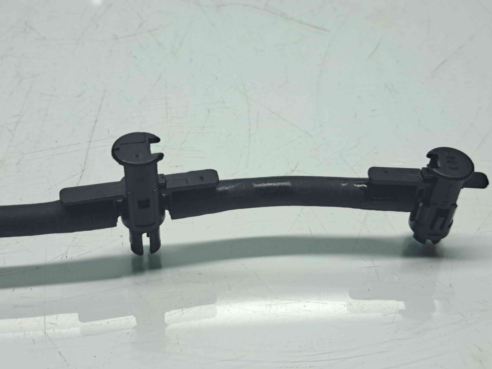 Conducta retur injectoare Volkswagen Golf 6 (5K1) [Fabr 2009-2013] OEM 2.0 TDI CBAB 103KW / 140CP - imagine 3
