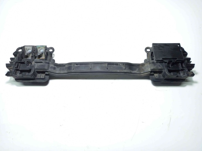 Borna baterie (+) A2055455100 Mercedes E220 W213 2.0 2016-2021