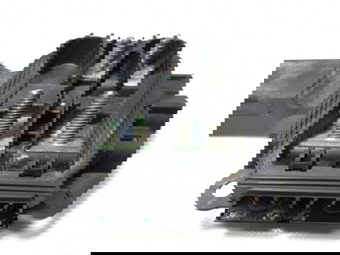 Borna baterie (+) A2055455100 Mercedes E220 W213 2.0 2016-2021