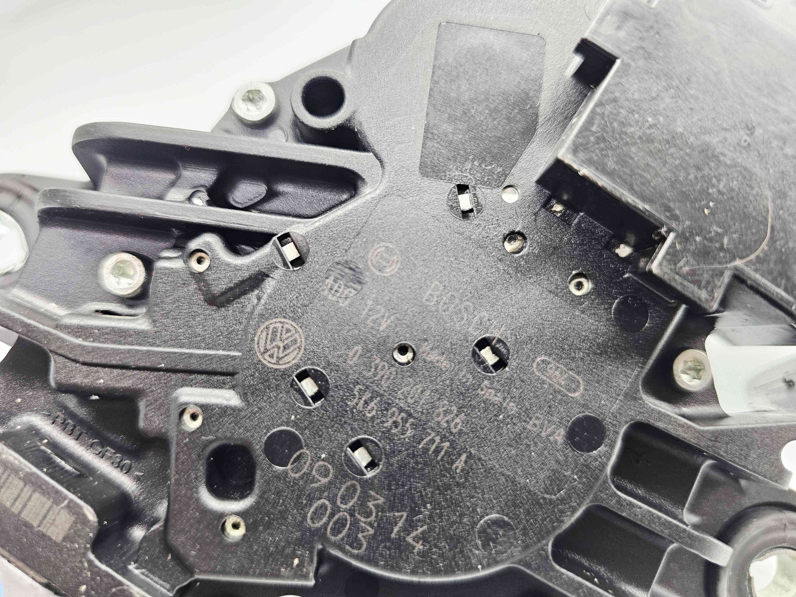 Motoras stergator haion Volkswagen Golf 6 (5K1) [Fabr 2009-2013] 5K6955711A - imagine 4