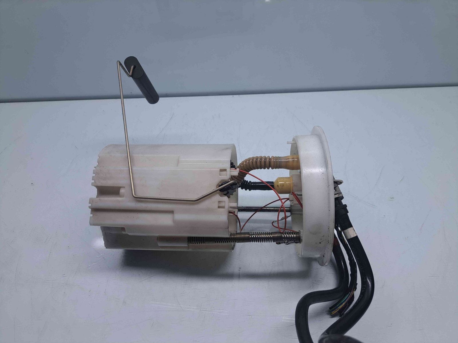 Pompa combustibil Ford Focus 3 (CB8) [Fabr 2011-2015] AV61-9275-BC 1.6 TDCI TZJA 85KW / 115CP - imagine 1