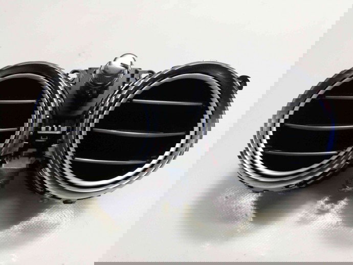 Grila aerisire centrala A2138307800 Mercedes E220 W213 2.0 2016-2021