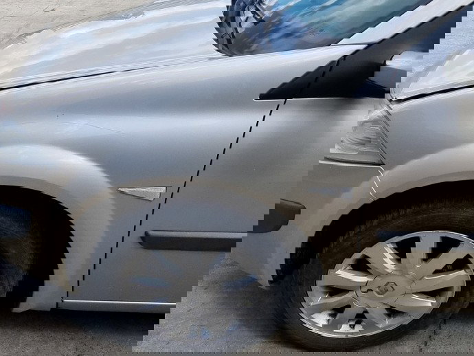 Aripa stanga fata Renault Megane 2 [Fabr 2002-2008] 1.5 DCI K9K722  60KW / 82CP