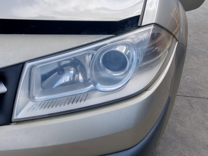 Far stanga Renault Megane 2 [Fabr 2002-2008] 1.5 DCI K9K722  60KW / 82CP