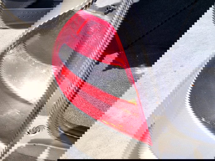 Stop aripa stanga Renault Megane 2 [Fabr 2002-2008] 1.5 DCI K9K722  60KW / 82CP