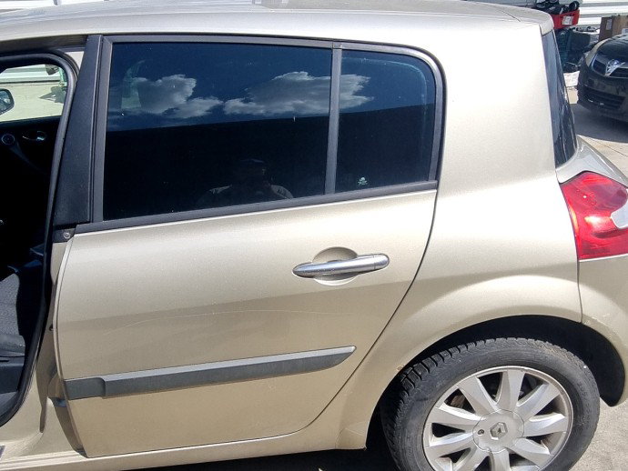 Usa stanga spate Renault Megane 2 [Fabr 2002-2008] 1.5 DCI K9K722  60KW / 82CP