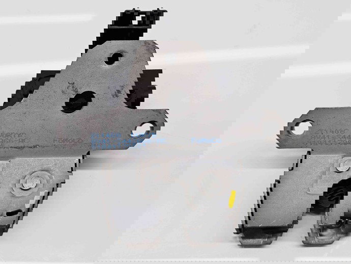 Broasca haion Ford Kuga I [Fabr 2008-2012] 8V41S442A66AC