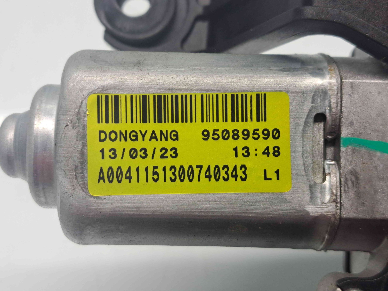 Motoras stergator haion Chevrolet Cruze (J300) [Fabr 2010-2016] 95089590 - imagine 5