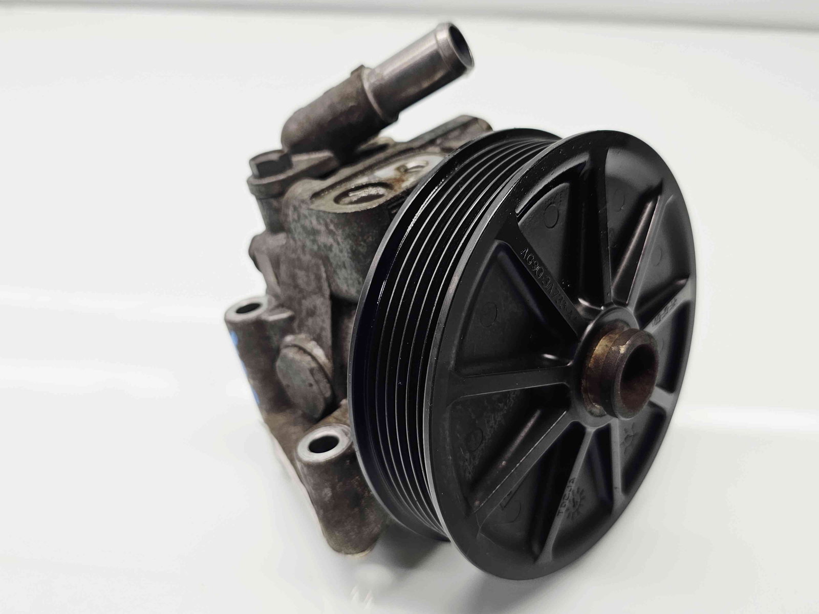 Pompa servodirectie Ford Mondeo 4 Sedan Facelift [Fabr 2007-2015] AG913A6996CA 2.0 TDCI UFBA 120KW / 163CP - imagine 1