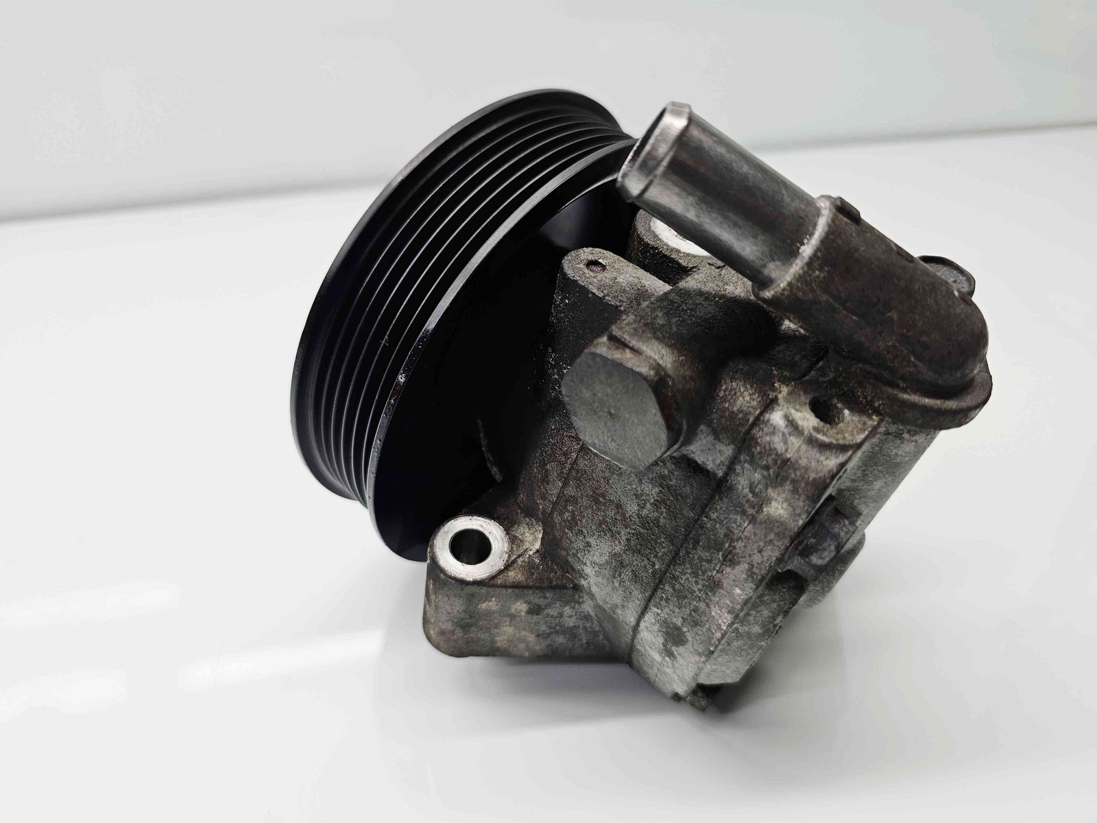 Pompa servodirectie Ford Mondeo 4 Sedan Facelift [Fabr 2007-2015] AG913A6996CA 2.0 TDCI UFBA 120KW / 163CP - imagine 4