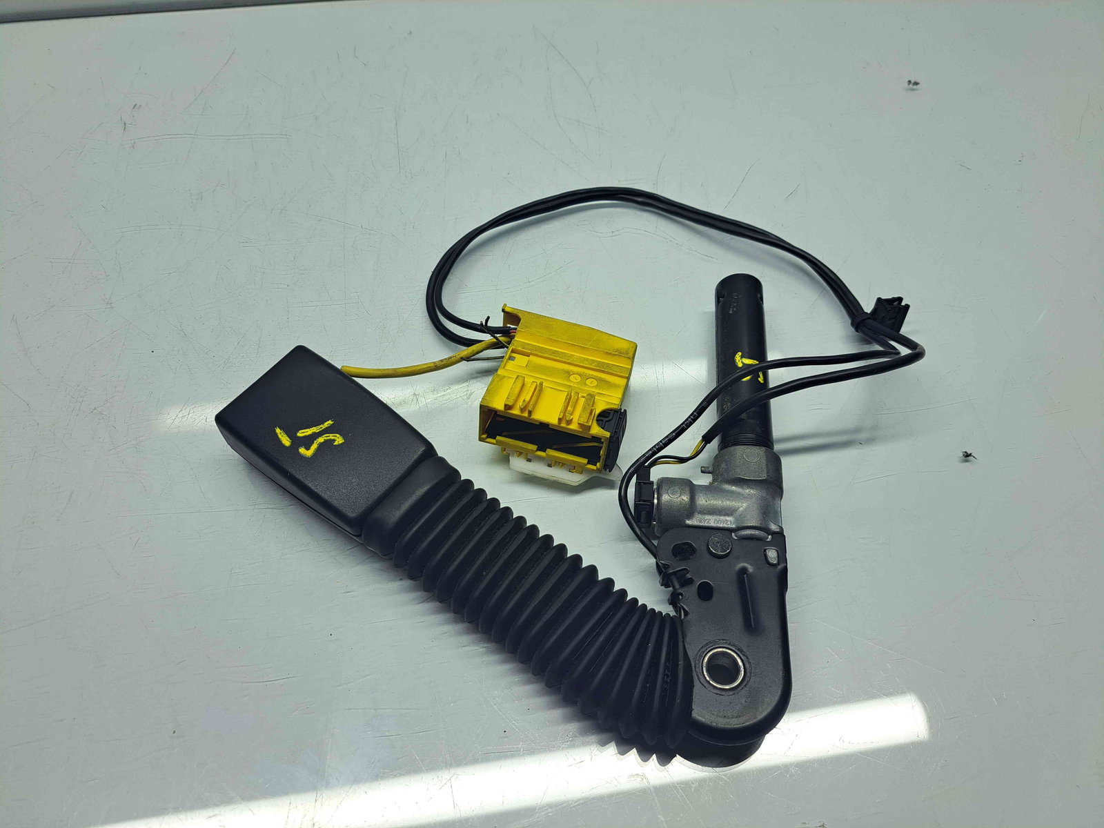 Capsa centura stanga fata MINI Cooper (R56) [Fabr 2006-2014] 606768500B - imagine 5