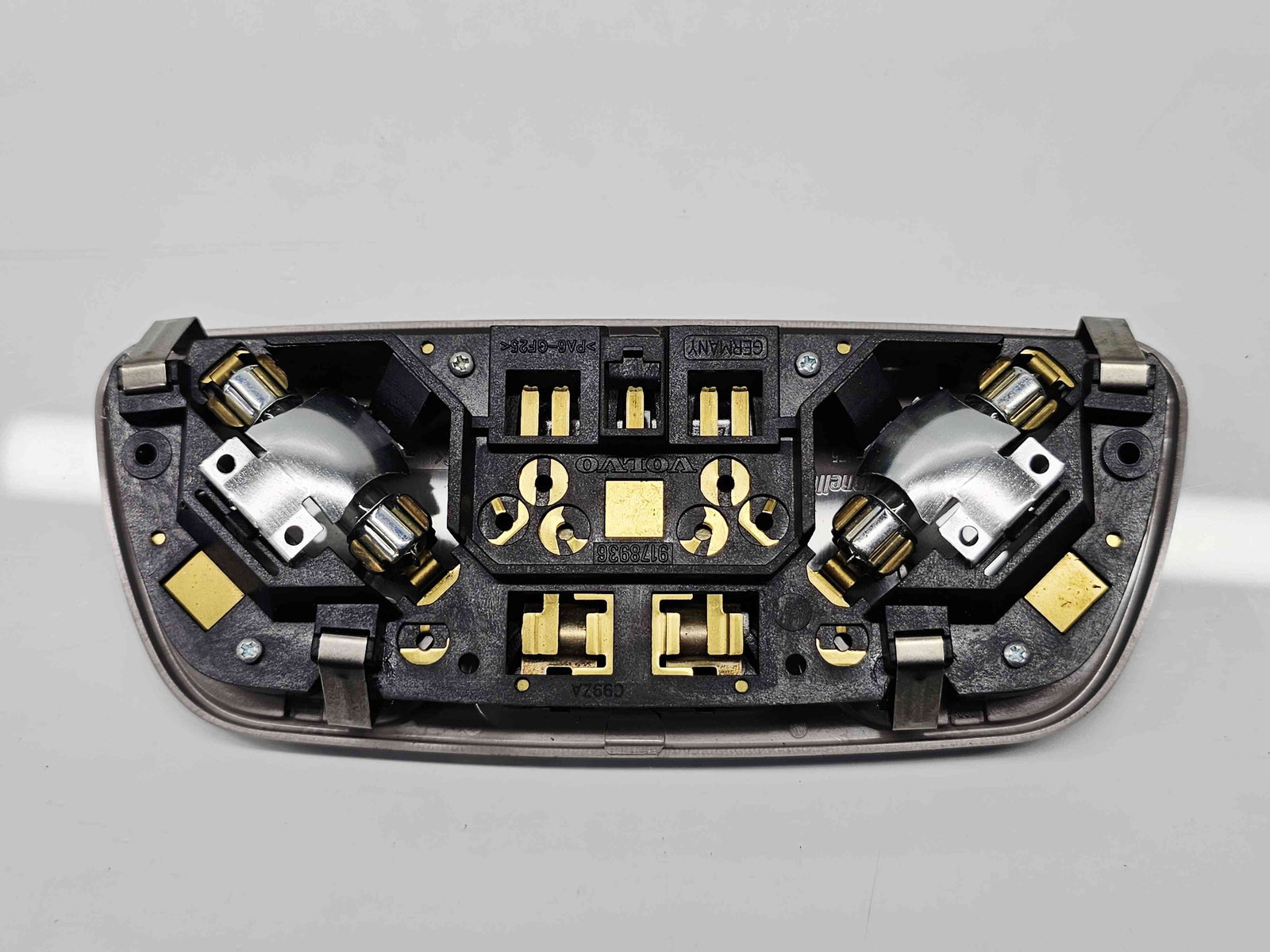 Plafoniera spate Volvo XC90 [Fabr 2002-2014] 9178936 - imagine 2