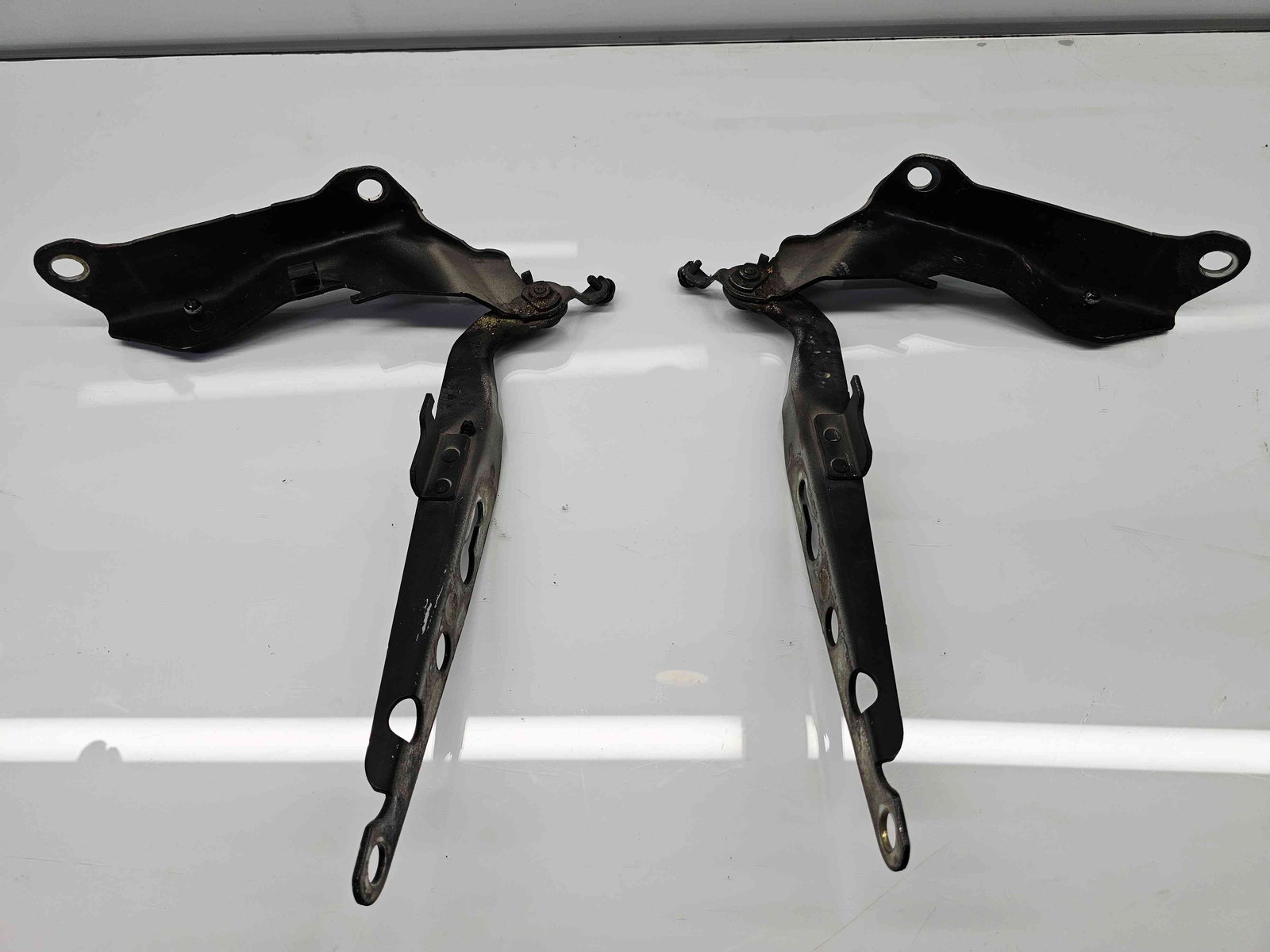 Set balamale capota Volvo XC90 [Fabr 2002-2014] Black Sapphire Metal - imagine 3