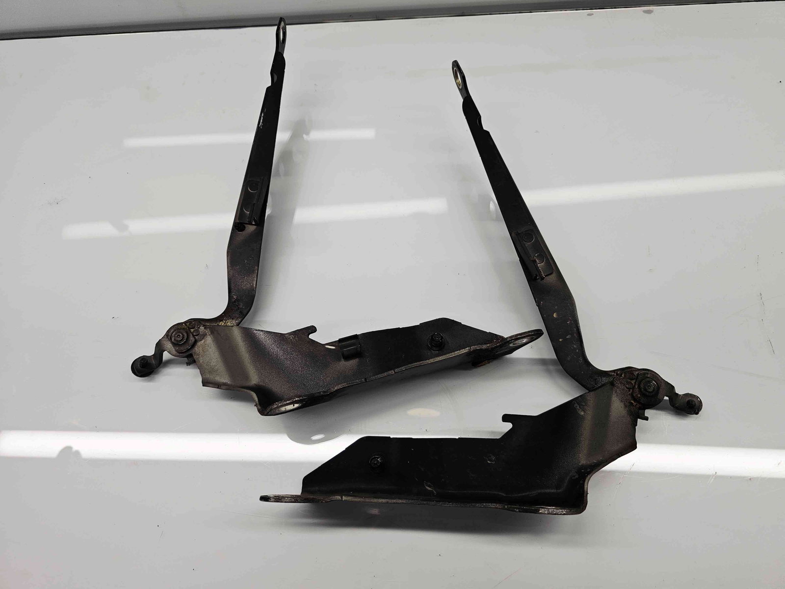 Set balamale capota Volvo XC90 [Fabr 2002-2014] Black Sapphire Metal - imagine 4