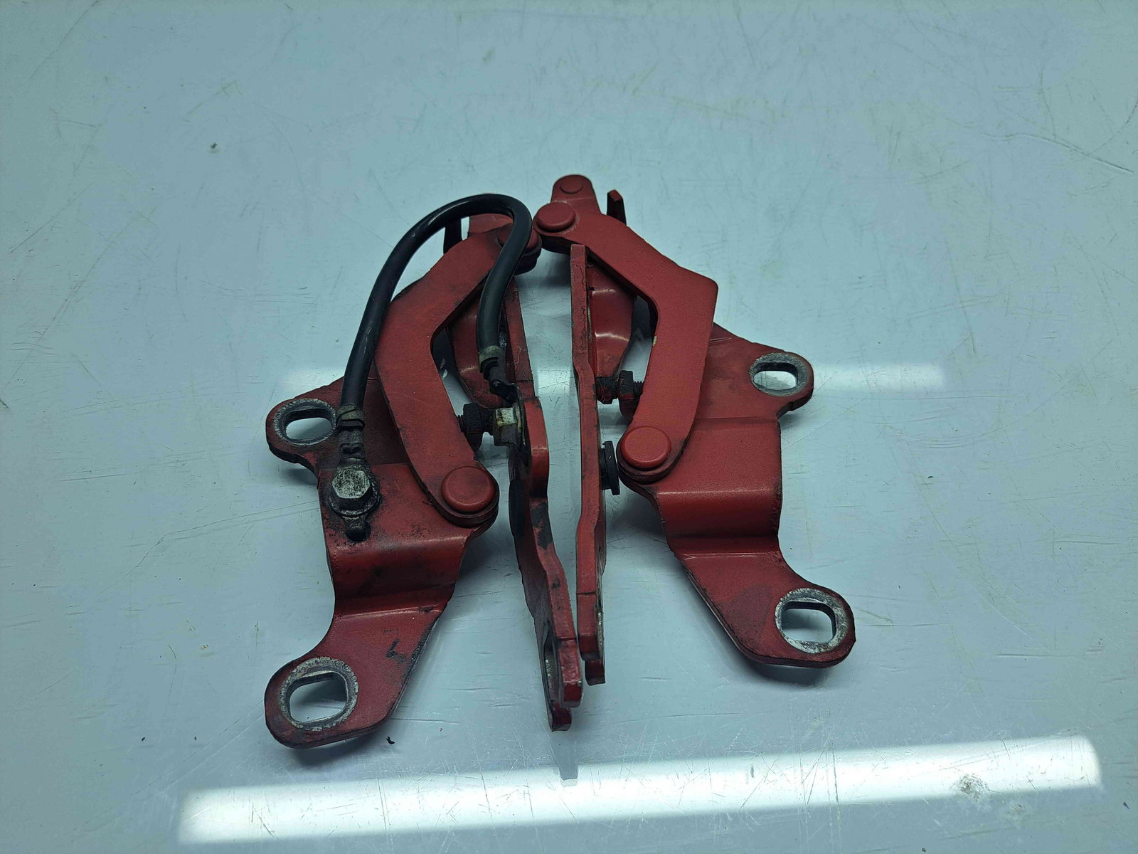 Set balamale capota Bmw 1 (E81, E87) [Fabr 2004-2010] 7060559 / 7060560 - imagine 3