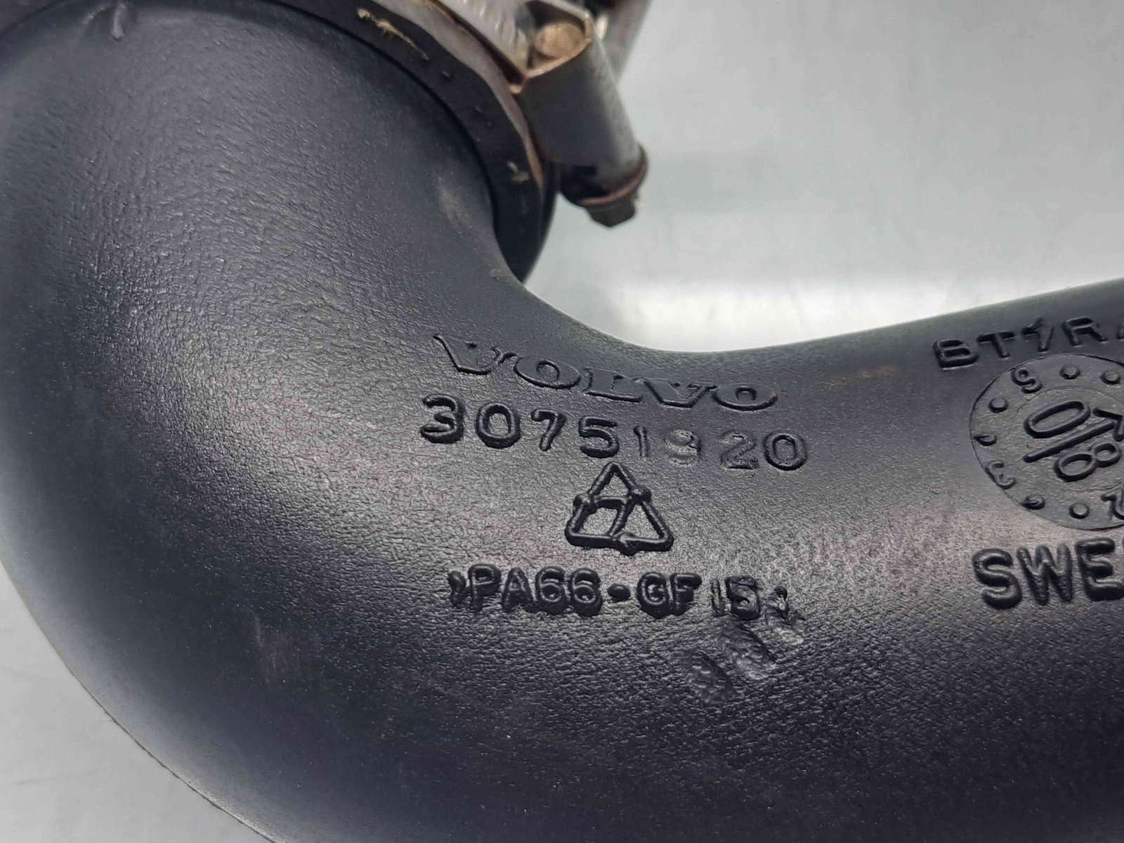 Tub intercooler Volvo XC60 [Fabr 2008-2017] 30751920 2.4 D5244T4 136KW / 185CP - imagine 3