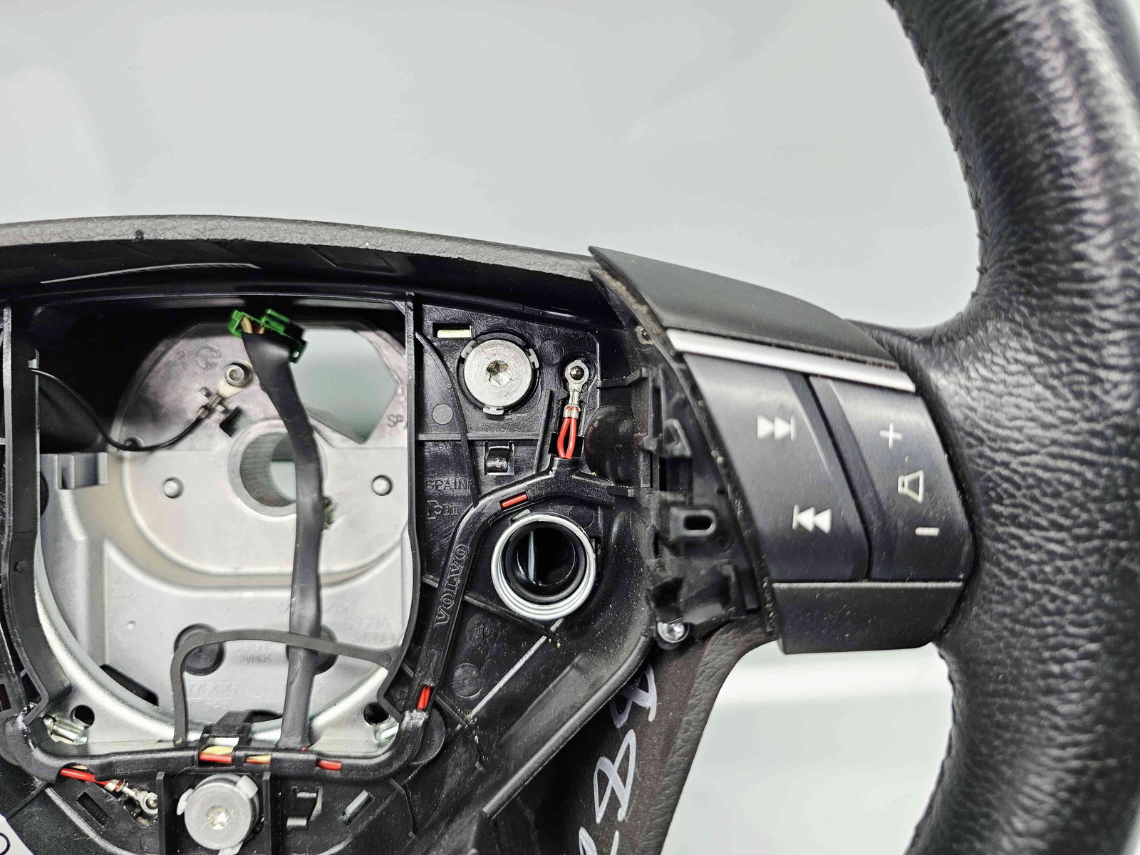 Volan Volvo XC90 [Fabr 2002-2014] 30776426 - imagine 2