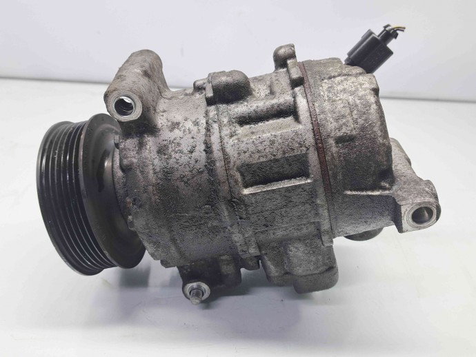 Compresor clima Audi Q5 (8RB) [Fabr 2008-2016] 8K0260805L 2.0 TDI CAHA 125KW / 170CP  