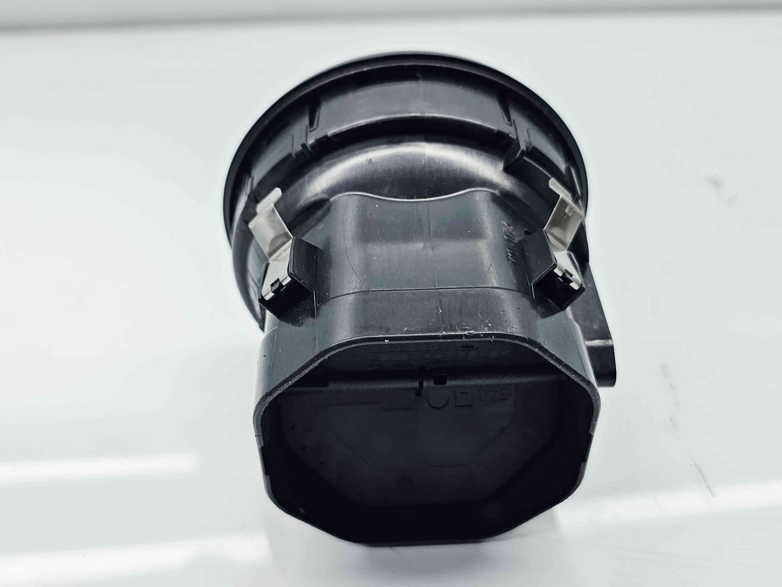 Grila aerisire centrala Mercedes Clasa A (W176) [Fabr 2012-2018] A1768300754 - imagine 4