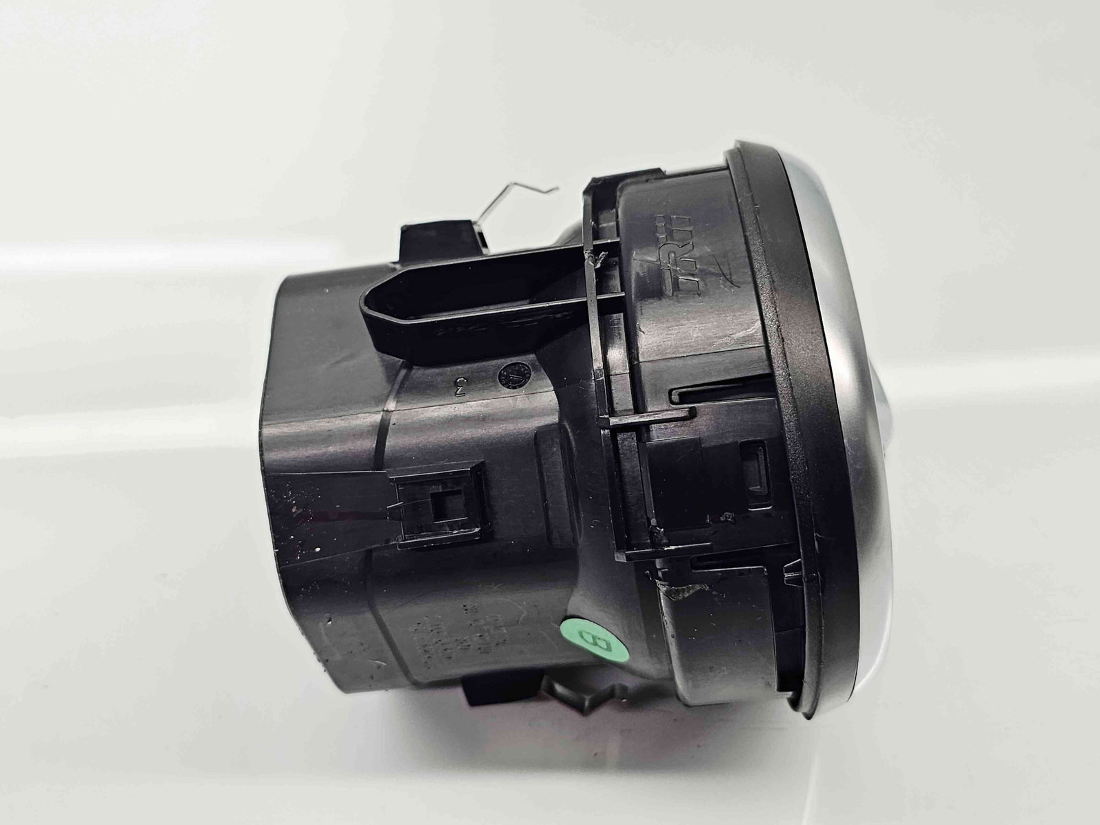 Grila aerisire centrala Mercedes Clasa A (W176) [Fabr 2012-2018] A1768300754 - imagine 3