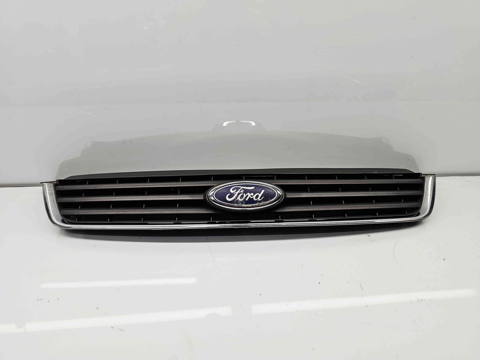 Grila bara fata Ford Kuga I [Fabr 2008-2012] 8V41-R7081-A - imagine 1