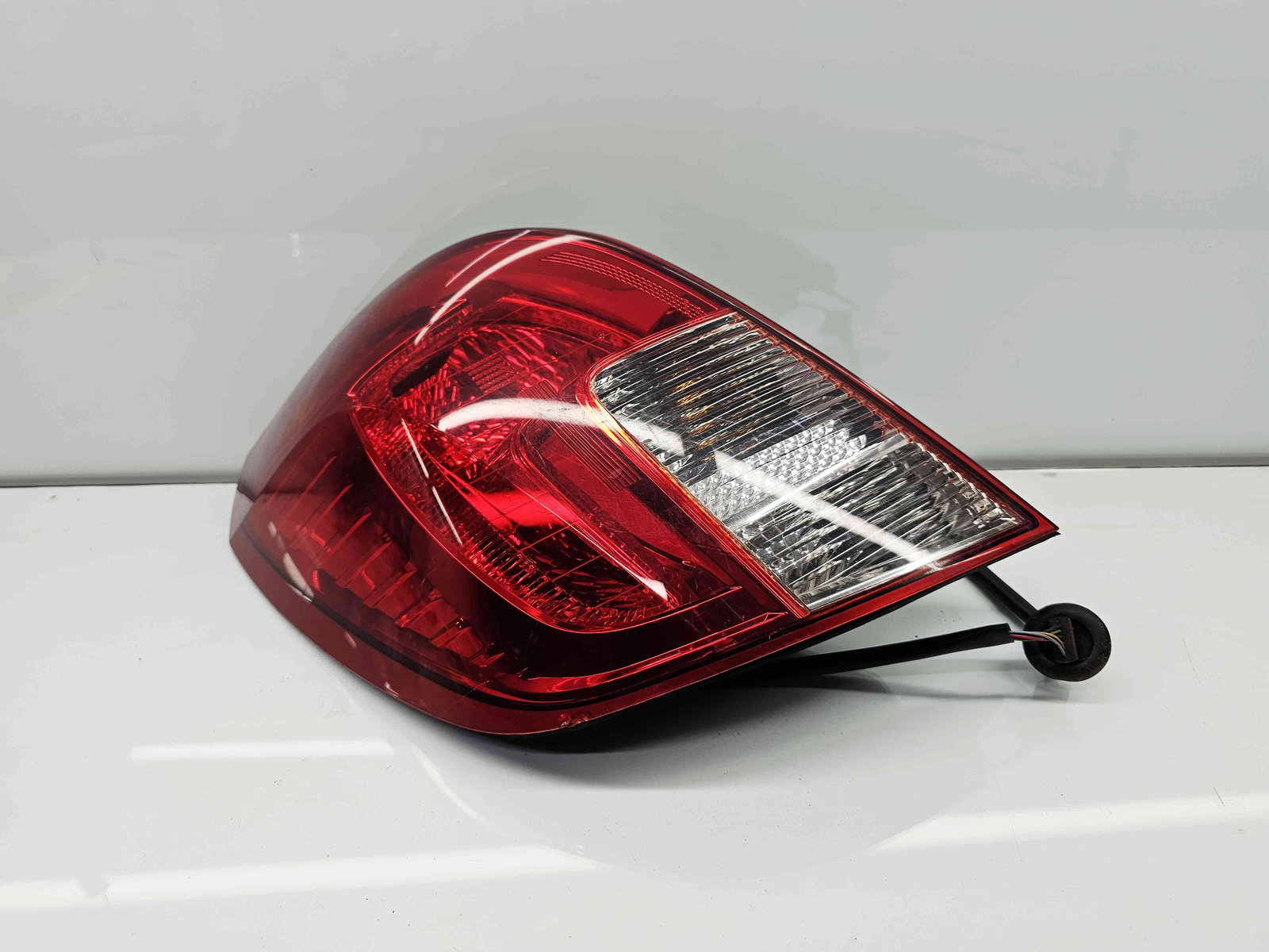 Stop aripa stanga Opel Antara [Fabr 2006-2017] OEM - imagine 1