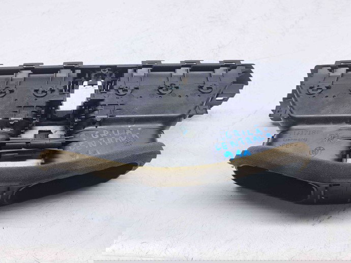  Grila aerisire centrala Bmw 5 (E60) [Fabr 2004-2010] 6910734