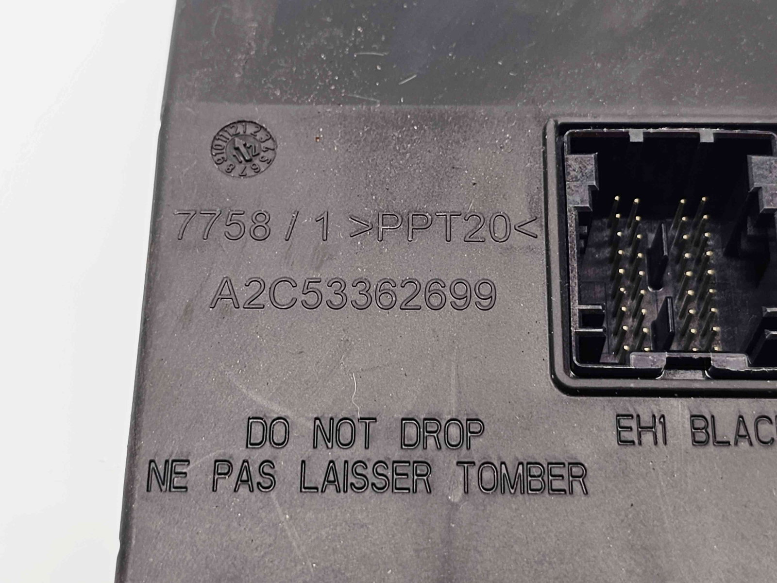 Modul confort Dacia Duster (PH2, H79) [Fabr 2013-2017] A2C53362699 - imagine 4