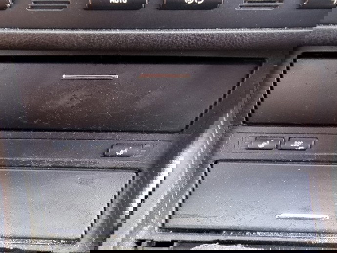 Sertar bord Bmw 3 (E46) [Fabr 1998-2005] 2.0 M47D 110 KW / 150 CP