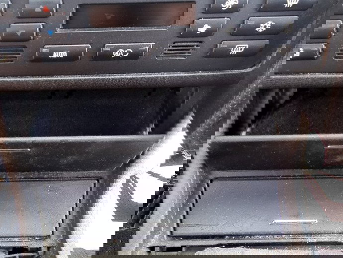 Sertar bord Bmw 3 (E46) [Fabr 1998-2005] 2.0 M47D 110 KW / 150 CP