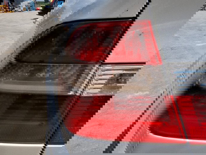 Stop aripa stanga Bmw 3 (E46) [Fabr 1998-2005] 2.0 M47D 110 KW / 150 CP