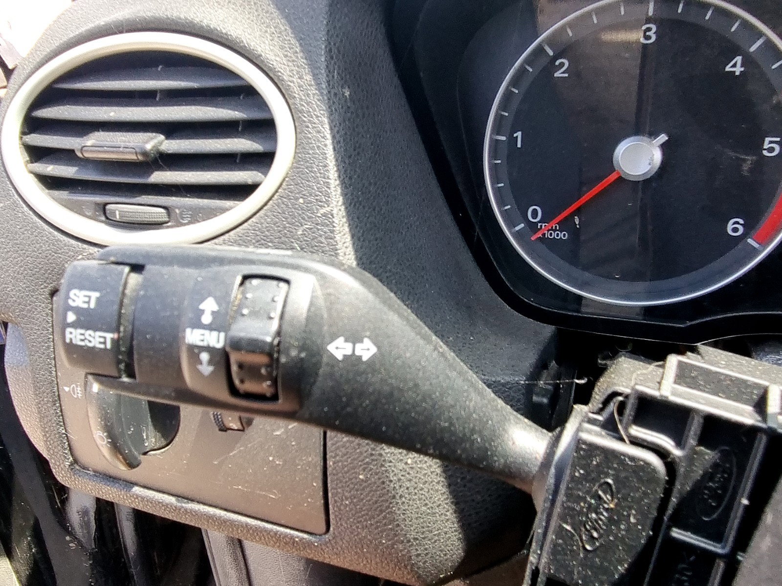 Maneta semnalizare Ford Focus 2 (DA) [Fabr 2004-2012] 1.6 TDCI DV6T 66KW / 90CP