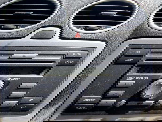Radio CD Ford Focus 2 (DA) [Fabr 2004-2012] 1.6 TDCI DV6T   66KW / 90CP