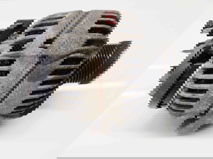 Alternator  Volvo XC70 II [Fabr 2002-2007] 30667787 2.4 D5244T4 136KW / 185CP