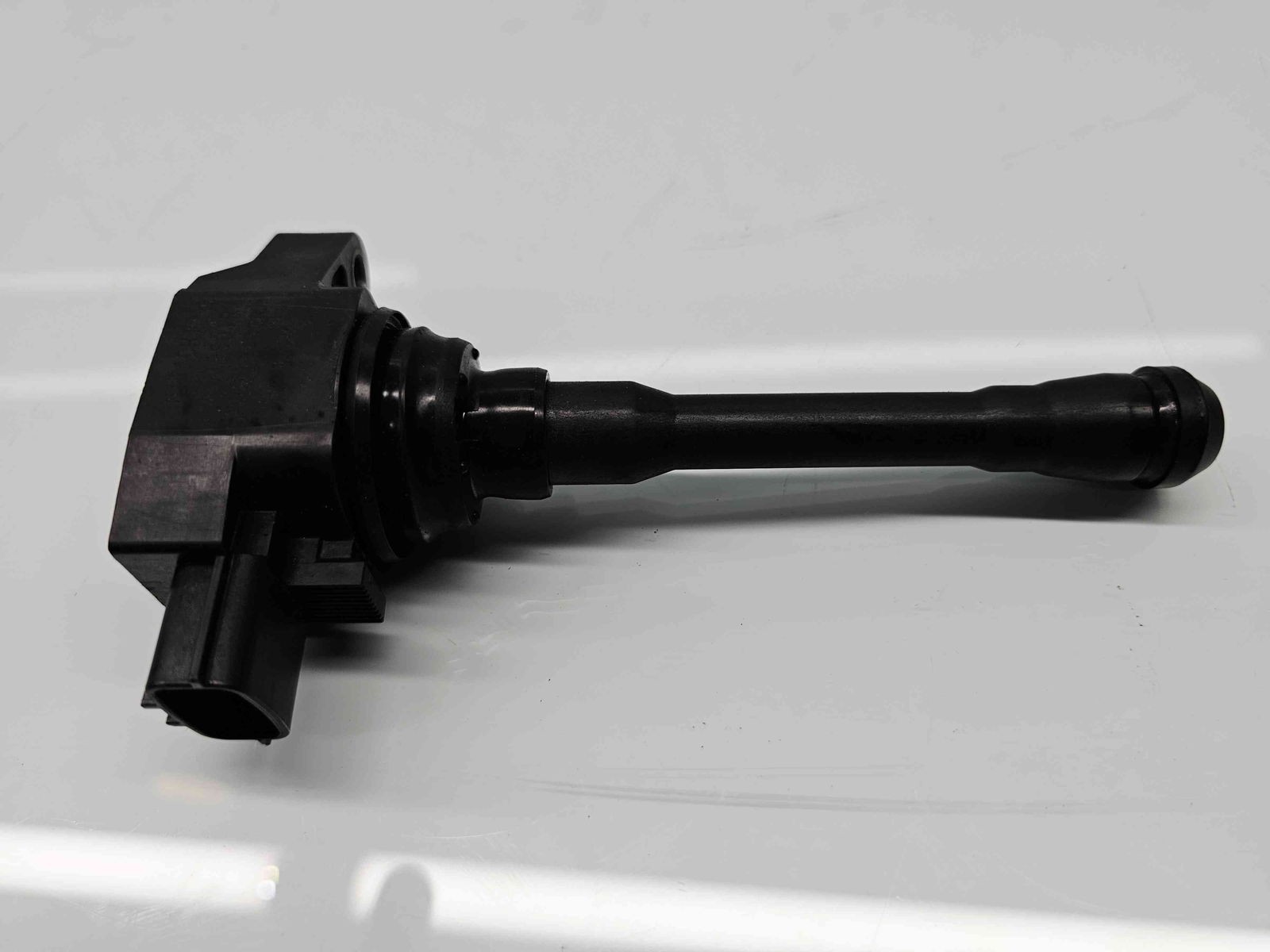 Bobina inductie Dacia Sandero 2 [Fabr 2012-2020] 224330437R 1.0 B B4D-411 54KW / 74CP - imagine 1