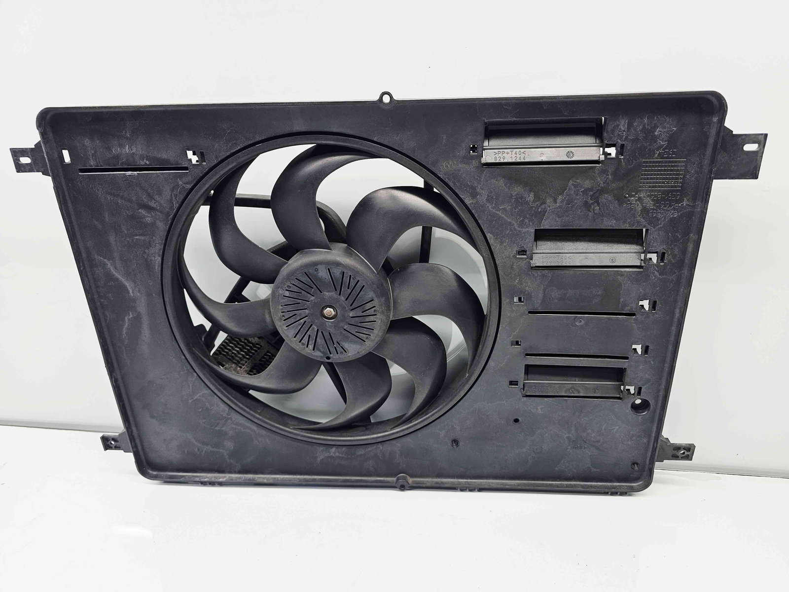 Electroventilator Ford Kuga I [Fabr 2008-2012] 6G918C607 2.0 TDCI G6DG 100KW / 136CP - imagine 3