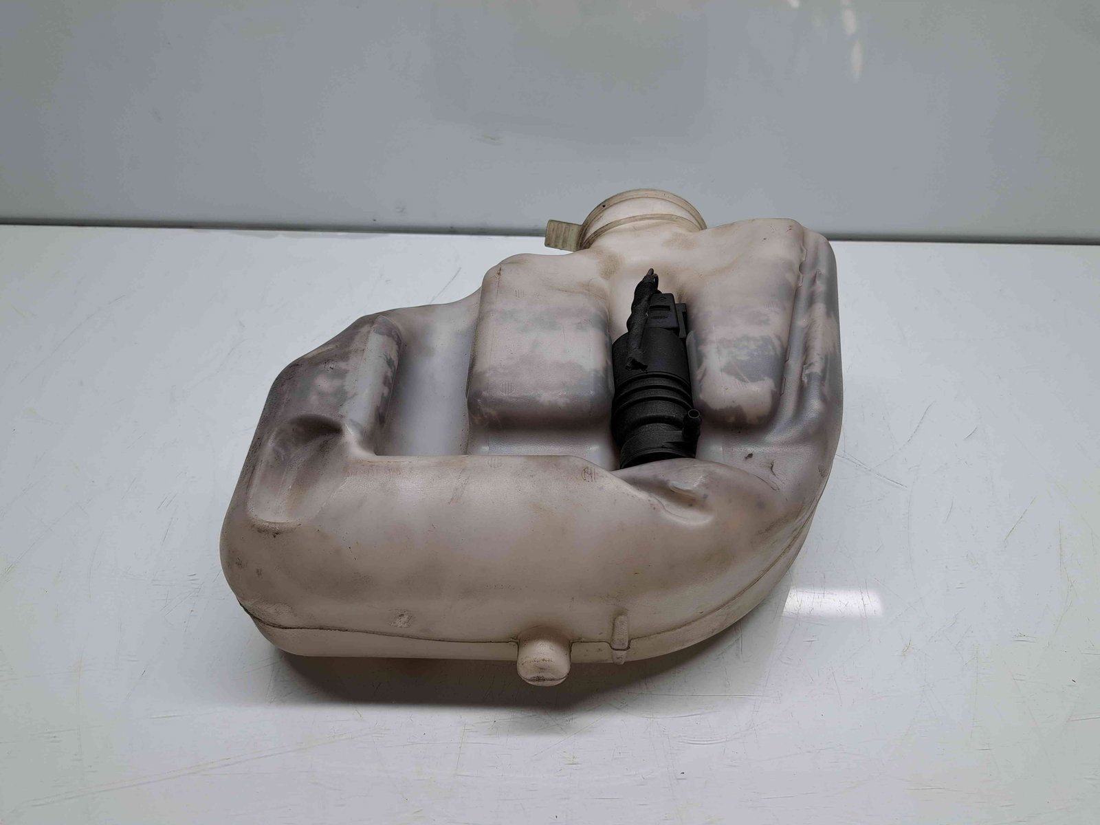 Vas lichid parbriz Mercedes Vito Autobus (W639) [Fabr 2003-2014] A6398690320 - imagine 3