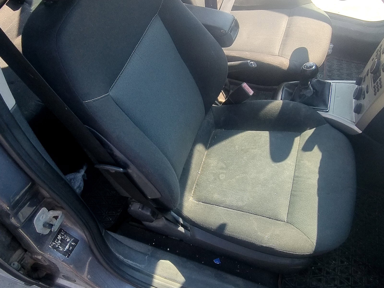 Scaun dreapta fata Opel Astra H [Fabr 2004-2009] 1.9 CDTI Z19DTH 110 KW / 150 CP - imagine 1