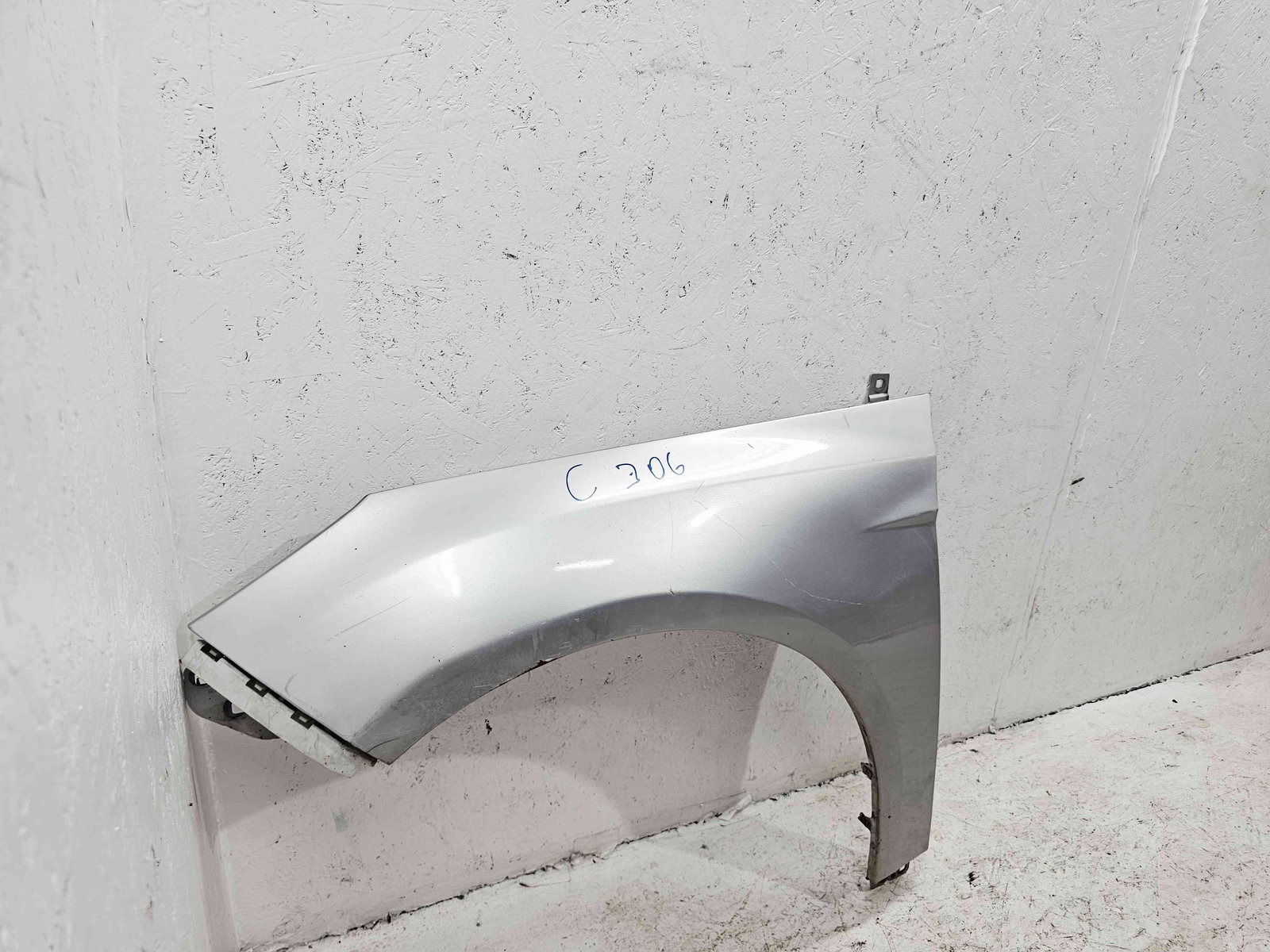 Aripa stanga fata Ford Focus 3 (CB8) [Fabr 2011-2015] Moondust Silver - imagine 3