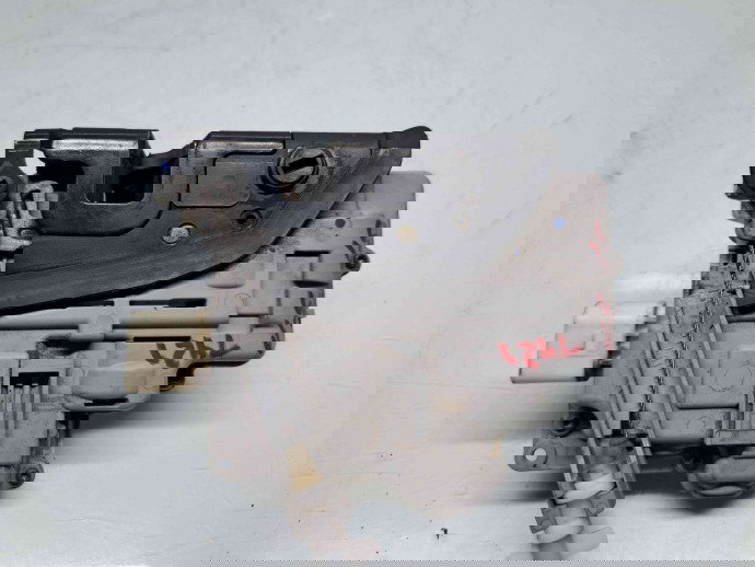 Broasca usa stanga spate Volkswagen Passat B7 (365) Variant [Fabr 2010-2014] 3C4839015A